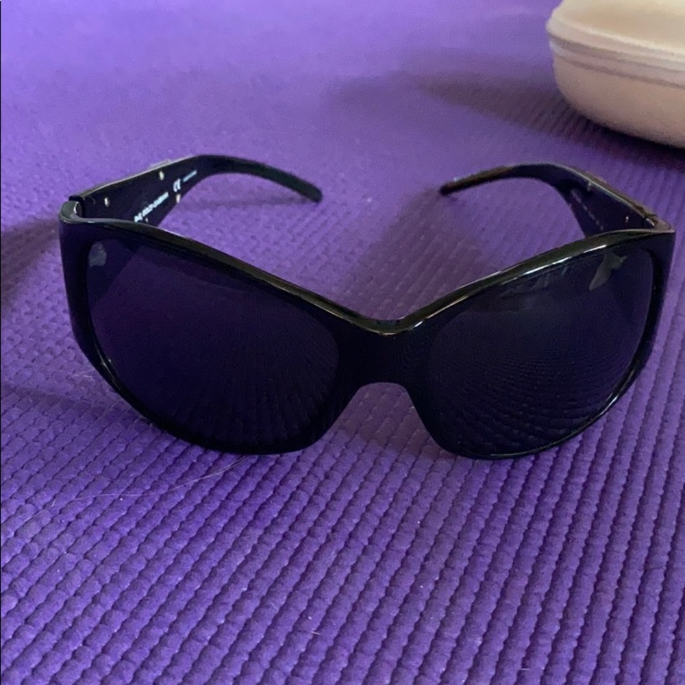 D&G Dolce Gabbana black logo sunglasses - Picture 9 of 10